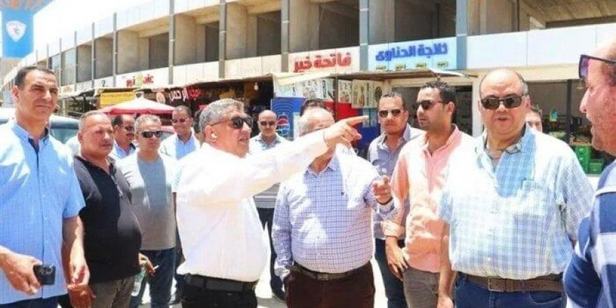 لليوم الرابع.. حملات موسعة لضبط الشارع وإزالة الإشغالات بالسادات - هرم مصر