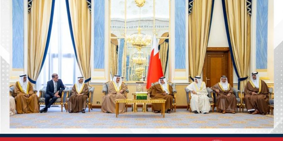 سمو ولي العهد رئيس مجلس الوزراء: ما تحقق ضمن مسيرة الإنجازات والنجاحات الوطنية قائمٌ على الروح الوطنية والجهود المتفانية والتعاون البنّاء والمشترك الذي يسهم في تنفيذ الخطط والبرامج التنموية وتحقيق الرؤى والتطلعات الطموحة - هرم مصر