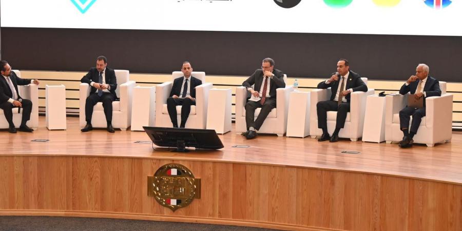 الرقابة الإدارية تنظم برنامجًا تدريبيًا لكوادر وحدات الحوكمة بقطاع الخدمات الصحية - هرم مصر