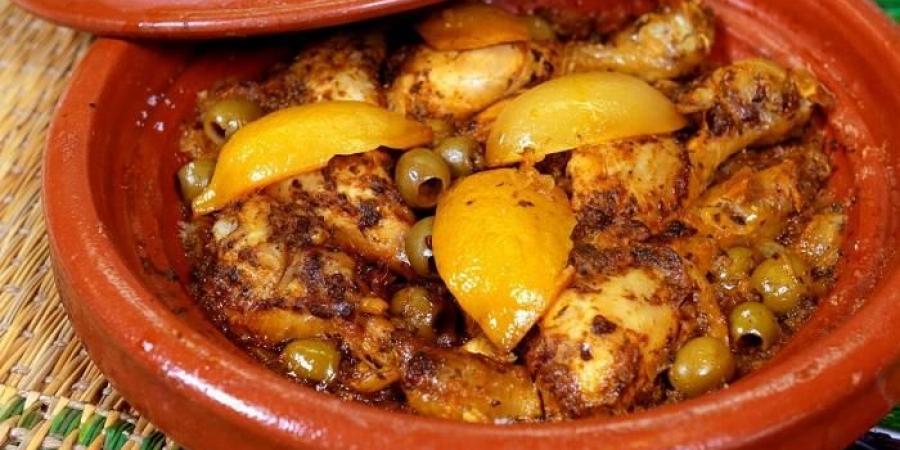 طاجن الدجاج بالزيتون والليمون المخلل على الطريقة المغربية - هرم مصر
