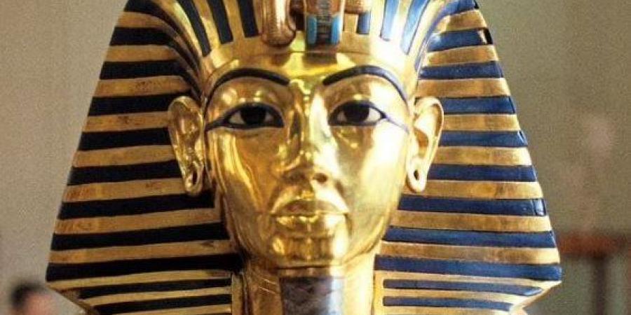 بعد إرجاء إفتتاح المتحف الكبير.. هذا مكان عرض قناع توت عنخ آمون - هرم مصر