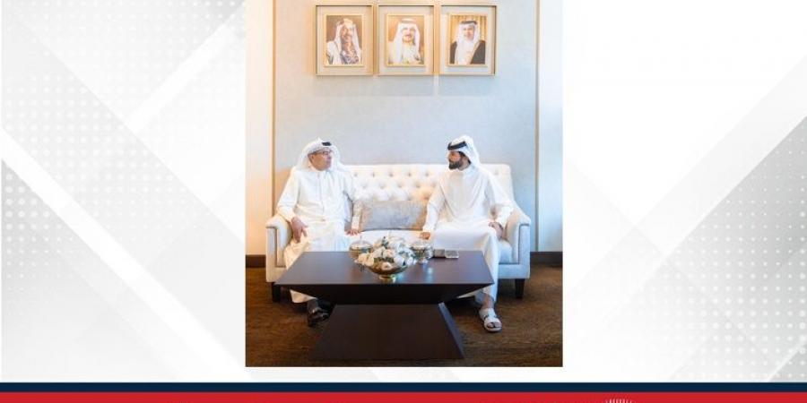 ناصر بن حمد يستقبل رئيس مجلس إدارة شركة "بناء البحرين" - هرم مصر