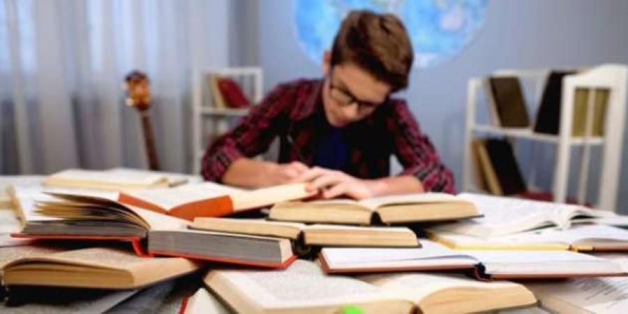 نشرة المرأة والمنوعات| مي حلمي تثير الجدل بإطلالتها من دبي | شاهد حيل تخلّصك من التوتر في الثانوية العامة.. نصائح لتخلص الجسم من الرائحة الكريهة - هرم مصر