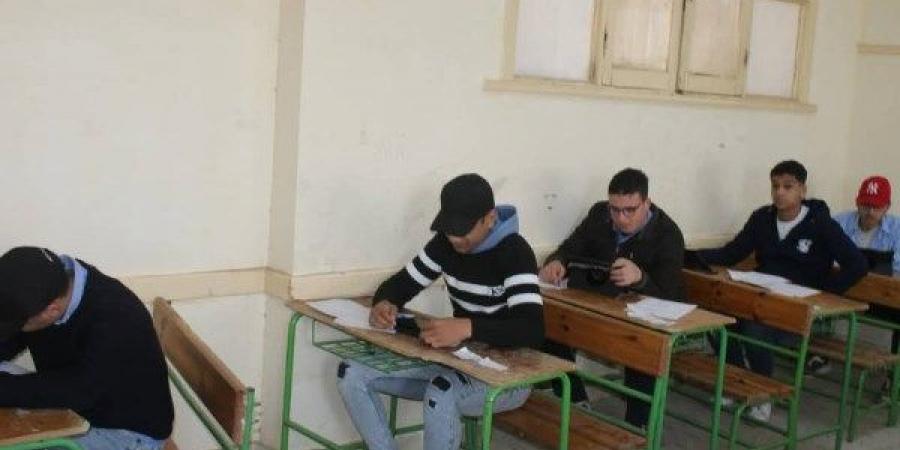 هل تم تسريب امتحان التربية الوطنية لطلاب الثانوية العامة؟ - هرم مصر