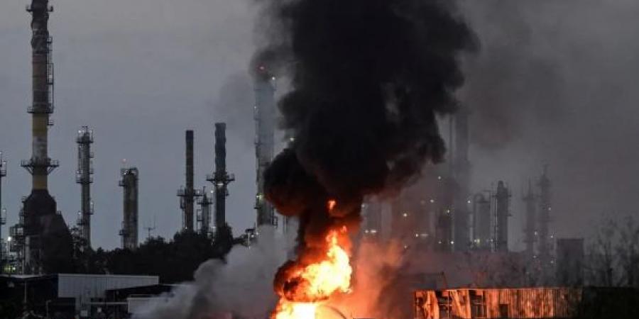 3 قتلى في استهداف مصفاة النفط بحيفا.. إيران ترد بقوة - هرم مصر