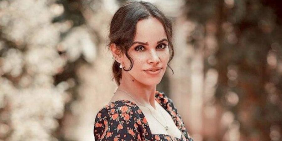 نور عمرو دياب ترد على على صحفي وصفها بابنة الهضبة: «لأ أنا بنت شيرين رضا» - هرم مصر