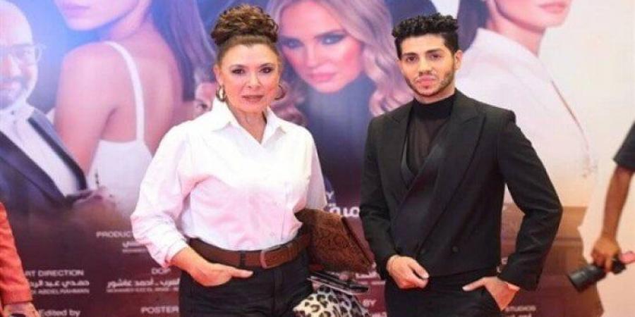احتفال صناع فيلم «في عز الضهر» بالعرض الخاص «صور» - هرم مصر