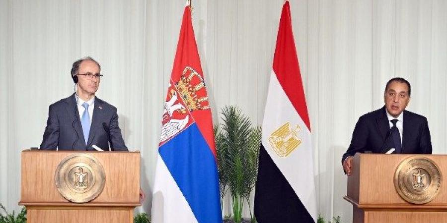 رئيس وزراء صربيا يعرب عن إعجابه الشديد بتطور الاقتصاد المصري - هرم مصر