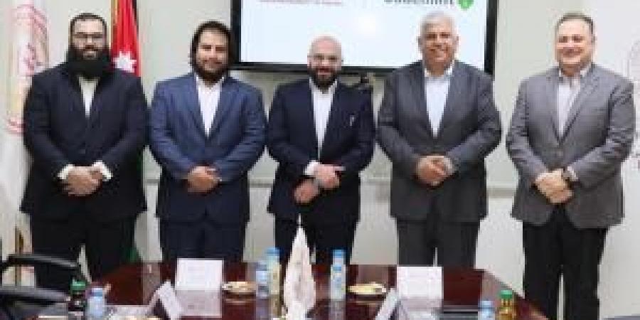 الجامعة الأميركية في مادبا وشركة "كودمنت" توقعان مذكرة تفاهم لتطوير التعاون في مجال التكنولوجيا التعليمية - هرم مصر