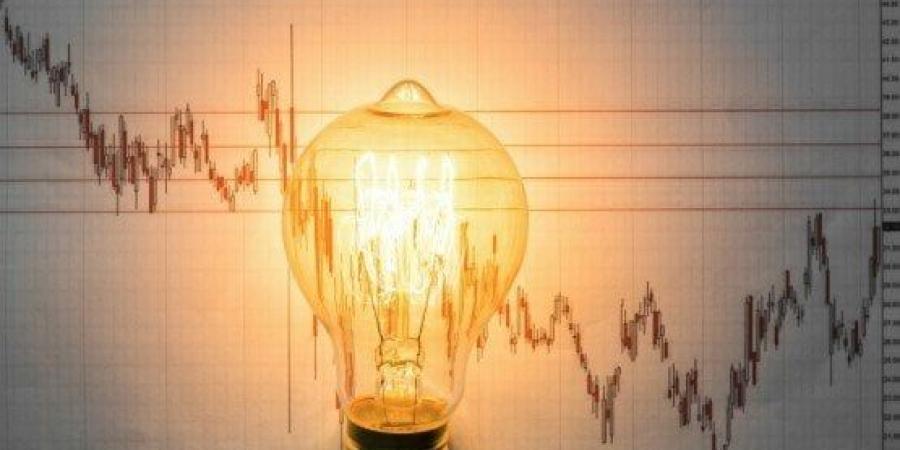 قبل بداية صيف 2025.. 6 طرق لترشيد استهلاك الكهرباء - هرم مصر