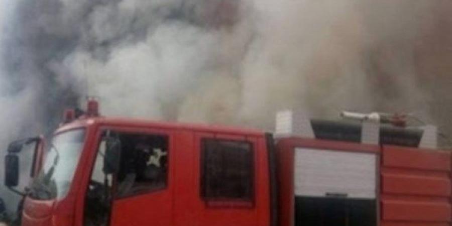 ماس كهربائي ولا خسائر بشرية.. إخماد حريق في شقة بالجيزة - هرم مصر