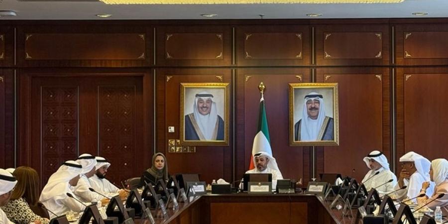 «متابعة الأداء» يناقش توفير مناطق استراتيجية لمستودعات التخزين الغذائي - هرم مصر