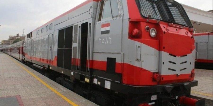 جدول مواعيد القطارات اليوم الأربعاء على خطوط السكة الحديد.. مكيف وروسي وتالجو - هرم مصر
