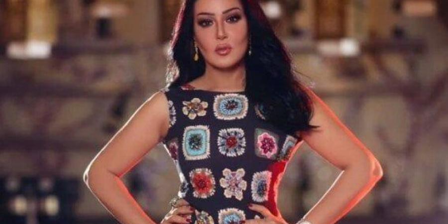 سمية الخشاب ترد على شائعات زواجها: أنا عايشة ملكة.. ومش أي راجل يعجبني - هرم مصر
