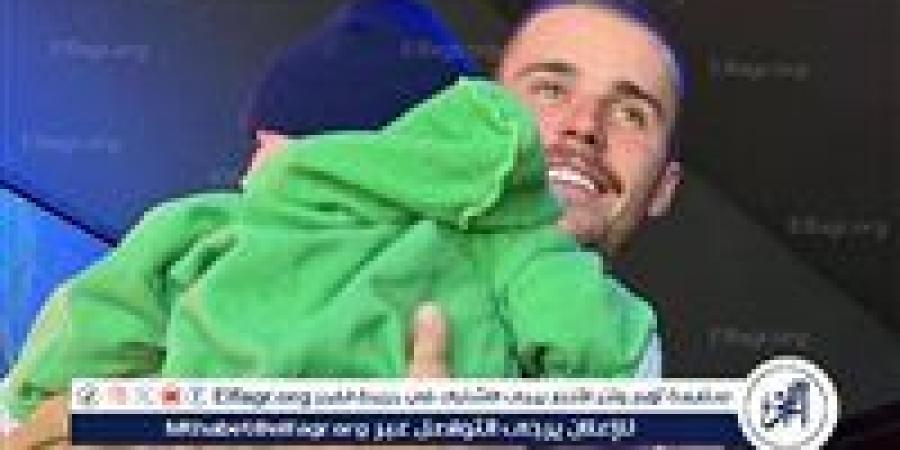 "جاستن بيبر يحتفل بأول عيد أب بروح مرحة وهدايا فاخرة.. ورسائل غامضة تُثير التساؤلات" - هرم مصر
