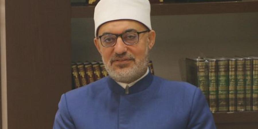 المفتي يُجيب..حكم تيمّم المرأة التي تضع المكياج #دين وحياة #دار الإفتاء - هرم مصر