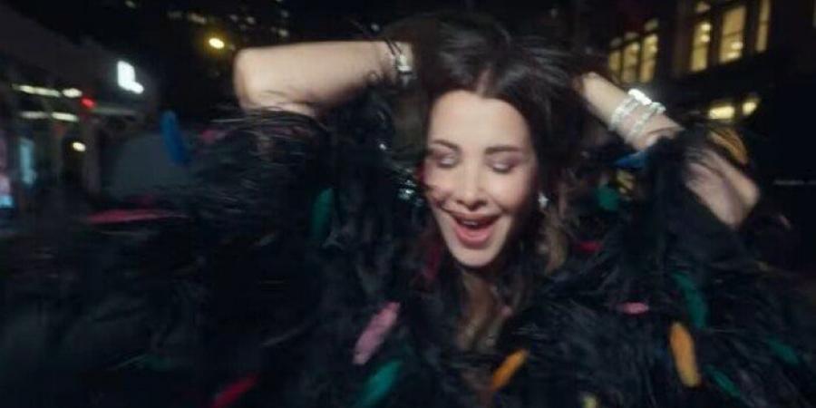 نانسي عجرم تتصدر التريند بعد إطلاق أغنية «ورانا إيه؟» - هرم مصر