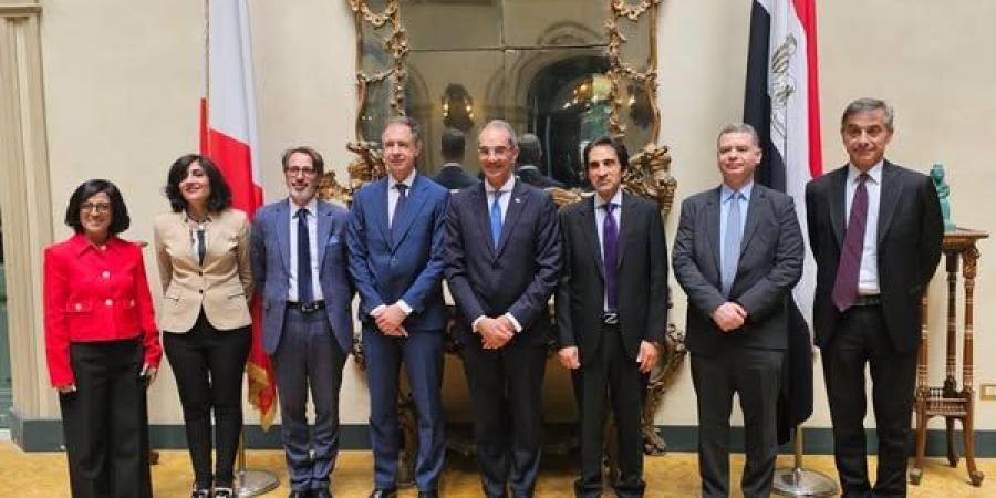 مصر وإيطاليا شراكة واعدة في تكنولوجيا المعلومات - هرم مصر