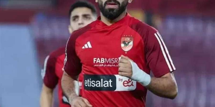 تحدث مروان عطية لاعب وسط فريق الأهلي، عن الخسارة التي تلقاها الأحمر خلال مباراة بالميراس البرازيلي ضمن منافسات بطولة كأس العالم للأندية. وسقط الأهلي في فخ الهزيمة أمام نظيره بالميراس البرازيلي بهدفين دون رد في اللقاء الذي جمع بينهما ضمن منافسات الجو - هرم مصر