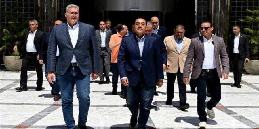 رئيس الوزراء يتابع من مركز التحكم في الشبكة القومية للغاز الطبيعي جاهزية الشبكة وتأمين الإمدادات - هرم مصر
