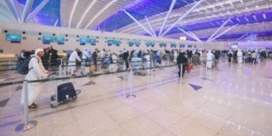 السعودية: 6 رحلات يومية لنقل الحجاج الإيرانيين من جدة إلى منفذ عرعر - هرم مصر
