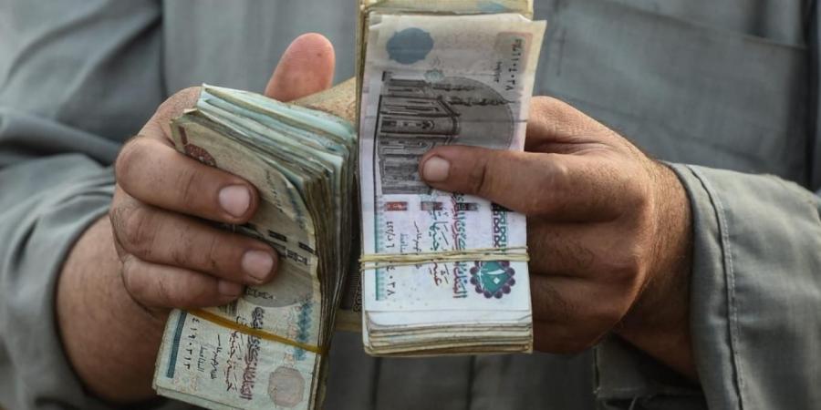 هل يجوز إعطاء زكاة المال للأبناء؟ أمين الفتوى يوضح - هرم مصر