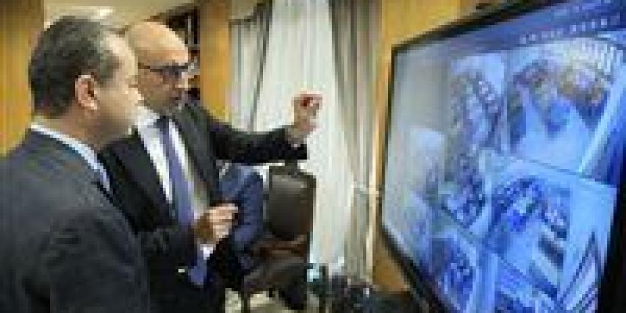 وزير التعليم يتابع غرفة العمليات المركزية لامتحان مادة اللغة العربية لطلاب الثانوية العامة - هرم مصر