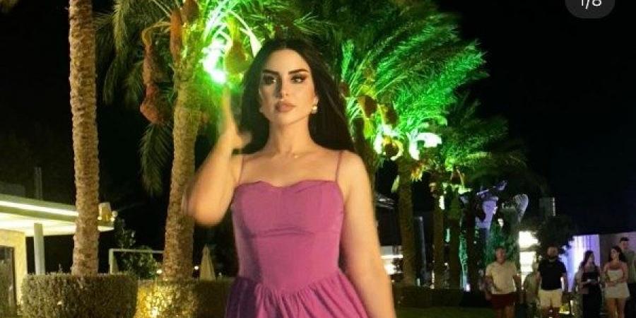 زوجة حارس مرمى الزمالك تخطف الأنظار - هرم مصر
