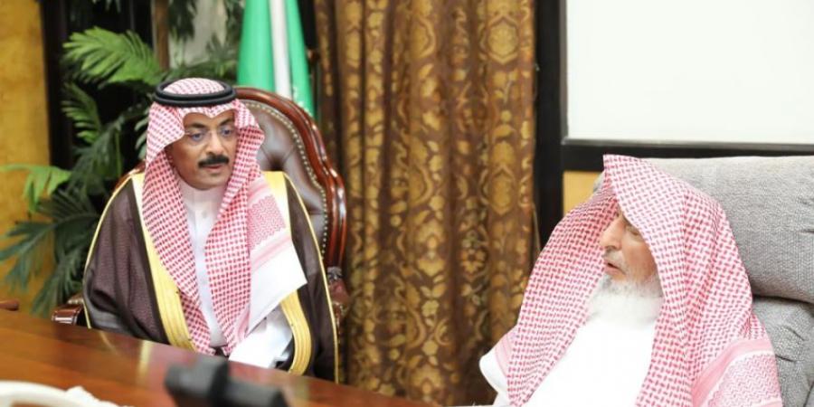 المفتي العام للمملكة يستقبل أمين محافظة الطائف - هرم مصر