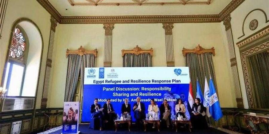 الهلال الأحمر المصري يشارك في إطلاق خطة الاستجابة للاجئين وتعزيز القدرة على الصمود في مصر لعام 2025 - هرم مصر
