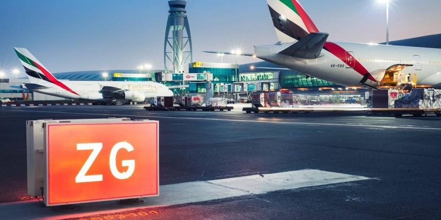 عودة حركة الطيران إلى طبيعتها في الإمارات - هرم مصر
