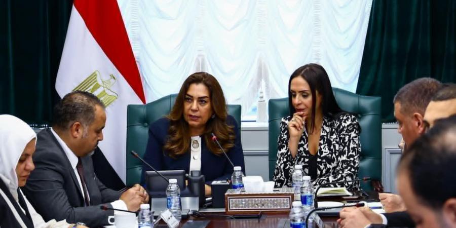 وزيرة التنمية المحلية: لجنة فنية لمتابعة تنفيذ مبادرة "سكن كريم" #سكن_كريم #حياة_كريمة #وزارة_التنمية_المحلية #وزارة_التضامن_الاجتماعي #مبادرة_سكن_كريم #مصر_الخير #حياة_كريمة_لكل_مصري #الجمهورية_أون_لاين - هرم مصر