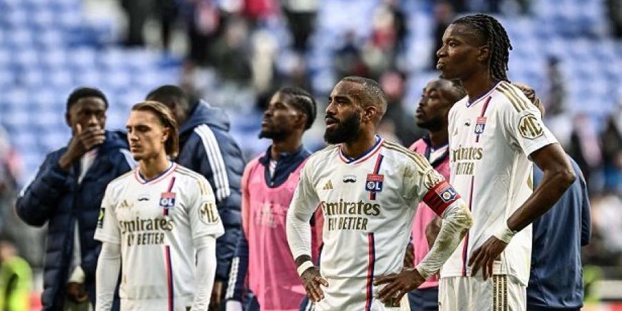 هبوط أولمبيك ليون رسمياً إلى دوري الدرجة الثانية الفرنسي #أولمبيك_ليون - هرم مصر