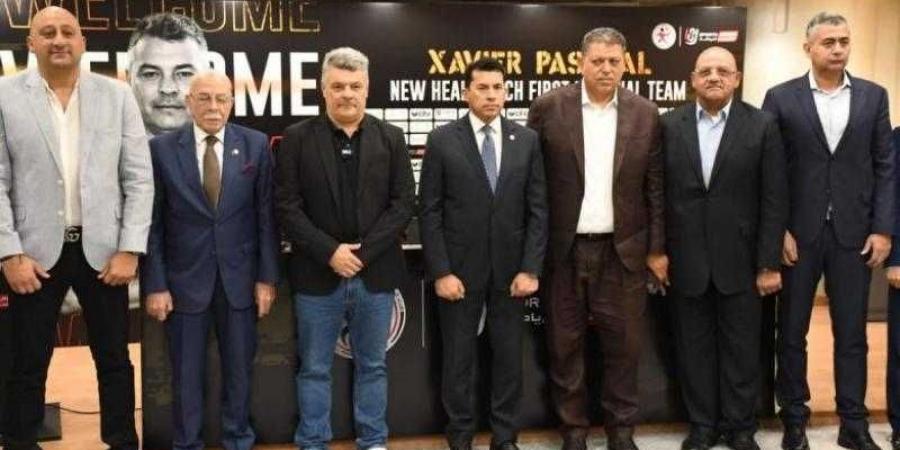 وزير الرياضة يشهد المؤتمر الصحفي لتقديم الإسباني خافيير باسكوال مديرًا فنيًا لمنتخب مصر لكرة اليد - هرم مصر
