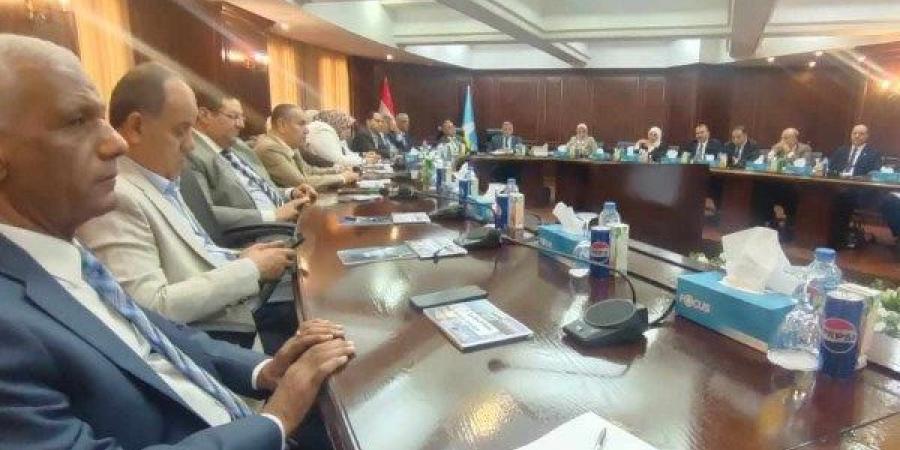 محافظ الإسكندرية: المخطط الاستراتيجي يتضمن الوصول إلى 16 منطقة صناعية - هرم مصر