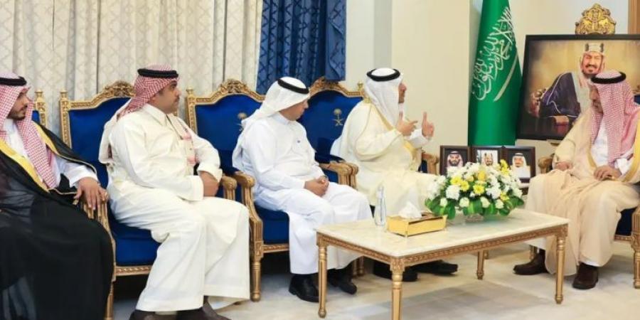الأمير جلوي بن عبدالعزيز يطّلع على مشروع مدينة الوديعة الذكية المستقبلي - هرم مصر