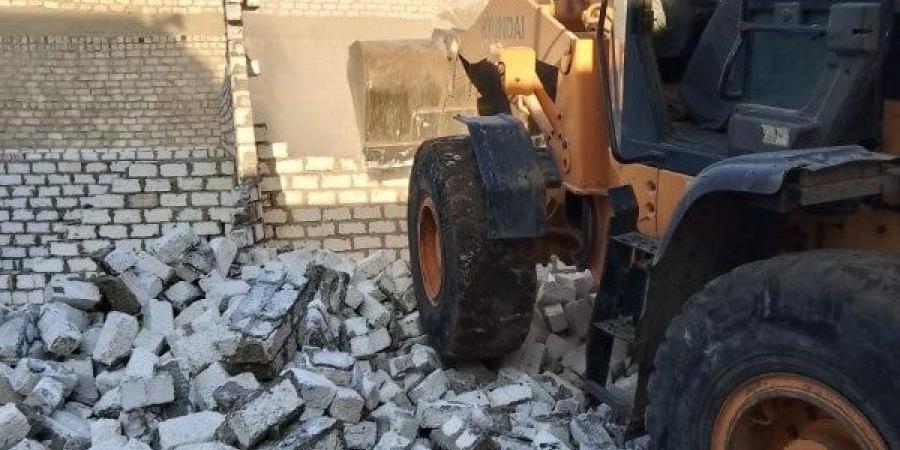 "الإصلاح الزراعي" ينفذ 21 حالة تعد على الأراضي الزراعية في 3 محافظات - هرم مصر