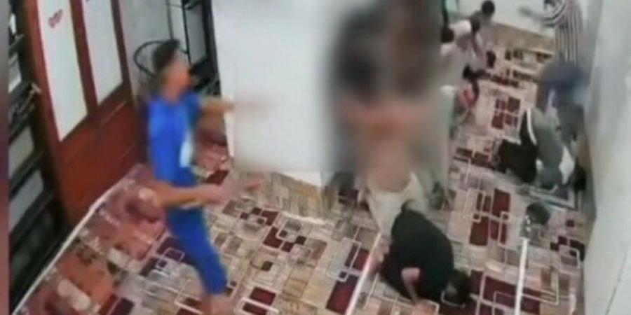 داخل بيت الله.. إحالة 3 متهمين بالتعدي على شاب في السلام للمحاكمة - هرم مصر