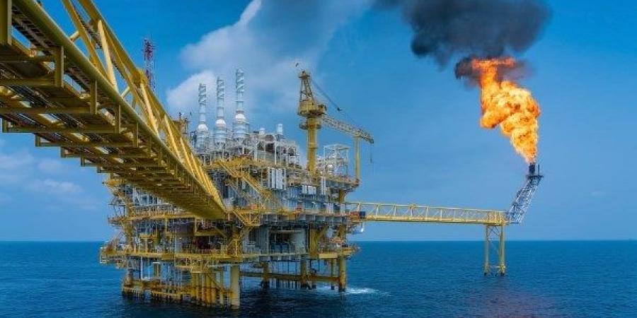 البترول تزف بشرى بشأن إنتاج حقل ظهر من الغاز - هرم مصر