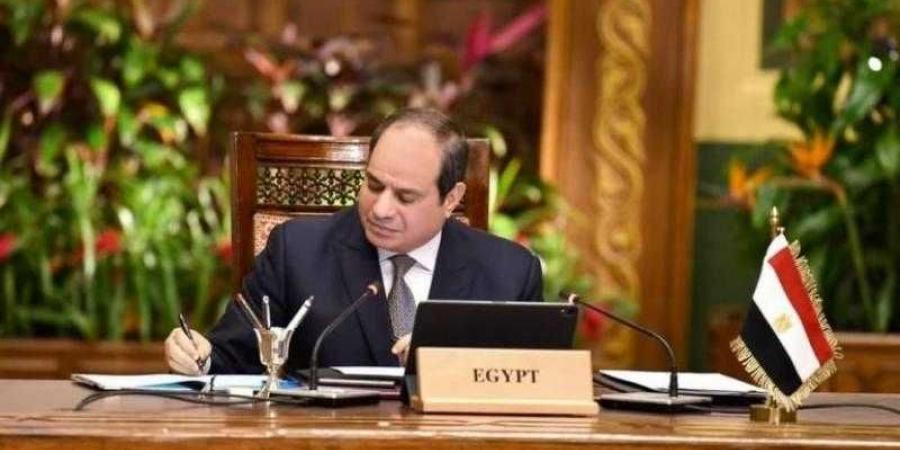قرار جمهوري بعفو رئاسى عن باقى العقوبة لبعض المحكوم عليهم بمناسبة الاحتفال بـ 30 يونيو - هرم مصر