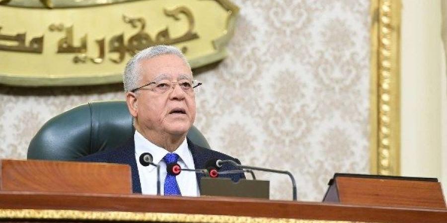 رئيس البرلمان يطالب لجنة النقل بإعداد تقرير كامل عن حادث الإقليمي الأوسطي - هرم مصر