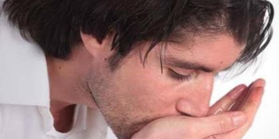 هل يجب على مدخن السجائر المضمضة قبل الصلاة؟.. دار الإفتاء تجيب - هرم مصر