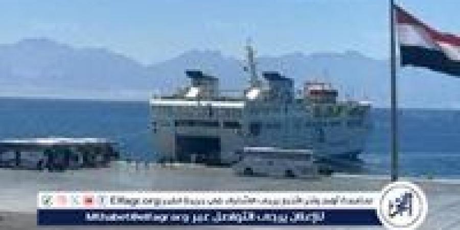 إغلاق ميناء نويبع البحرى بجنوب سيناء وإيقاف حركة الملاحة البحرية لسوء الأحوال الجوية - هرم مصر