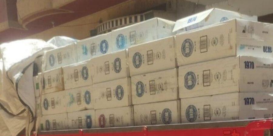 ضبط 9775 خرطوشة سجائر قبل ترويجها بالسوق السوداء بأسيوط - هرم مصر