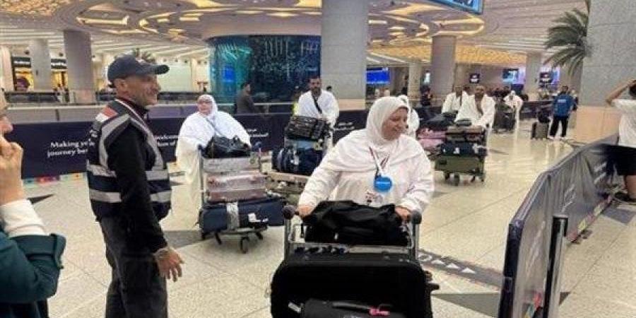 تعرف على قواعد شراكات السياحة للتعاقد على طيران العمرة - هرم مصر