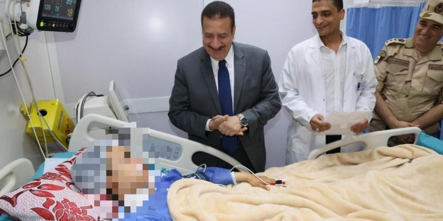 محافظ المنوفية يزور مصابي حادث الإقليمي بمستشفى الجراحات المتخصصة - هرم مصر