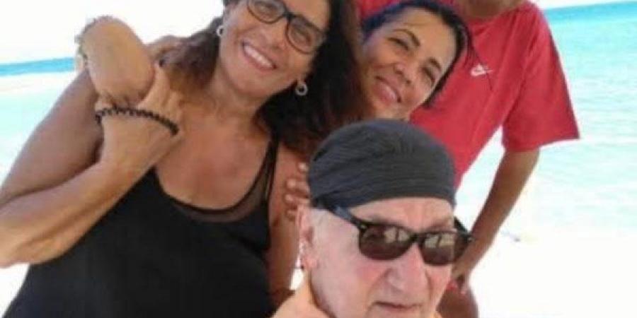 ميرفت أبو عوف توجه رسالة مؤثرة في ذكرى وفاة عزت أبو عوف - هرم مصر