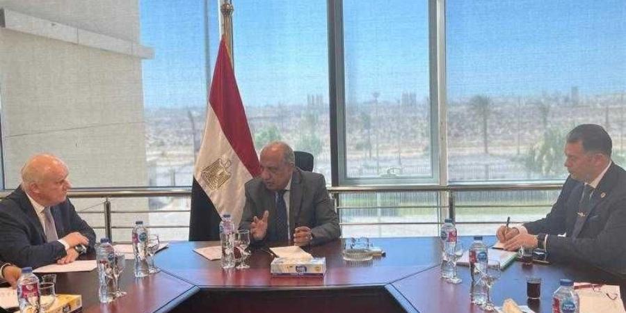 وزير الكهرباء يجتمع بالنائب الأول لمدير عام المؤسسة الحكومية الروسية للطاقة الذرية ”روسآتوم ” رئيس شركة ”آتوم ستروى إكسبورت” - هرم مصر