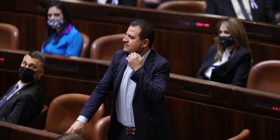 خبير إسرائيلي: عزل أيمن عودة من الكنيست إعلان حرب على عرب الداخل - هرم مصر