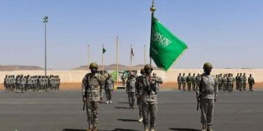 قوات الدفاع الجوى السعودي تدشن أول سرية من نظام "الثاد" الصاروخي - هرم مصر
